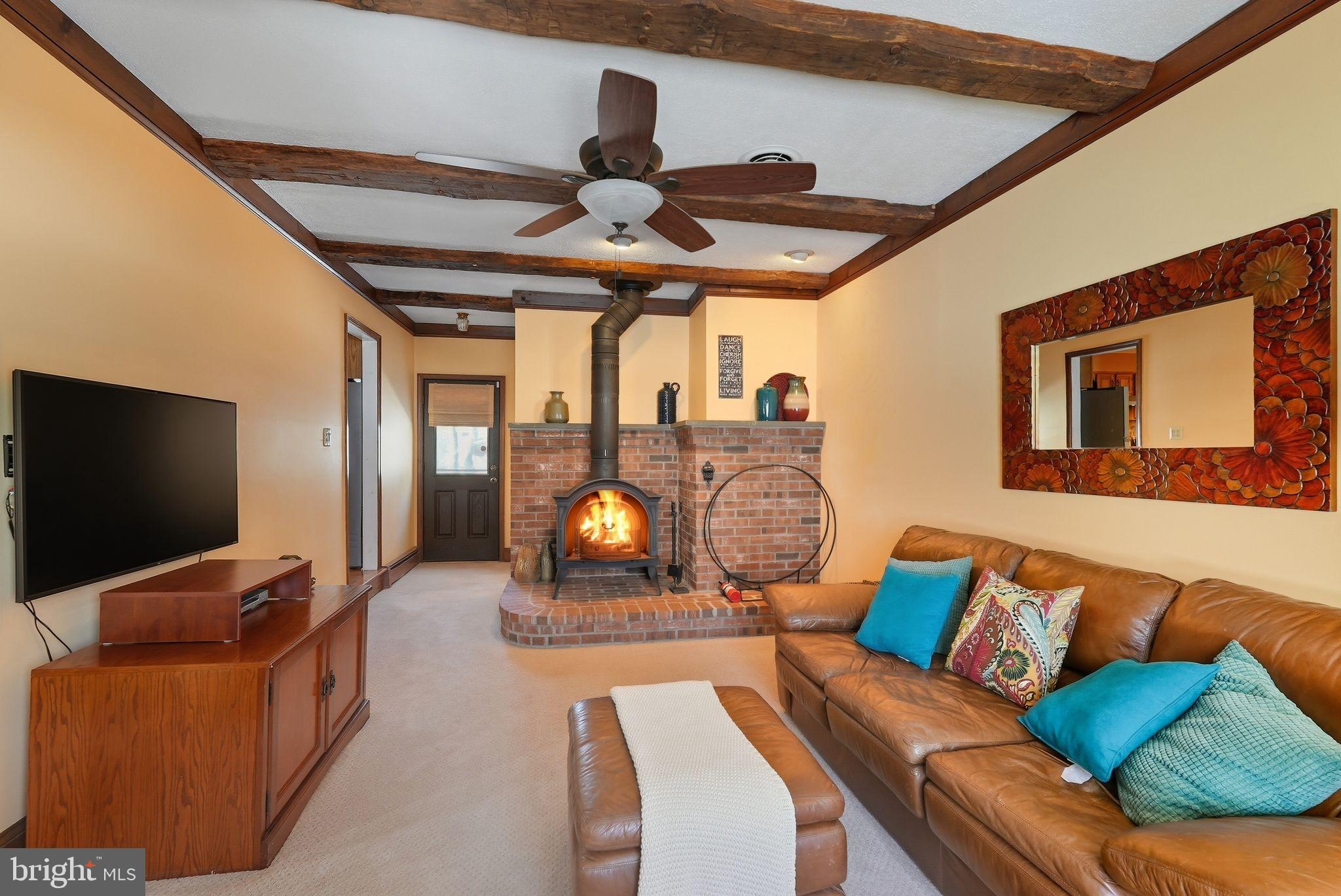 TOWER HILL MDWS - Residential