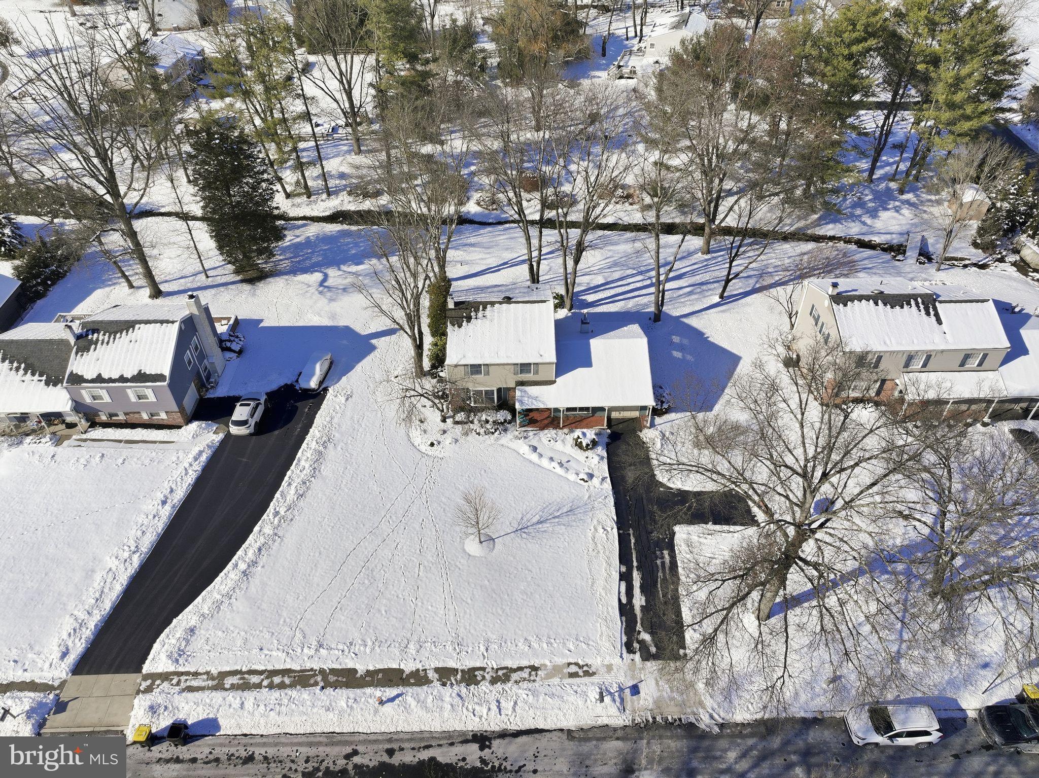 TOWER HILL MDWS - Residential