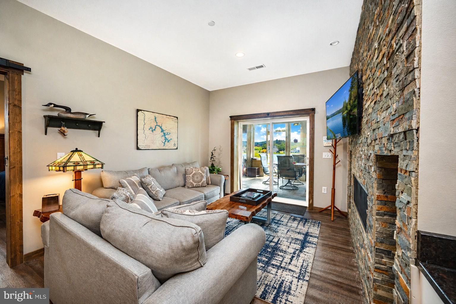 WATERFRONT GREENS - Residential