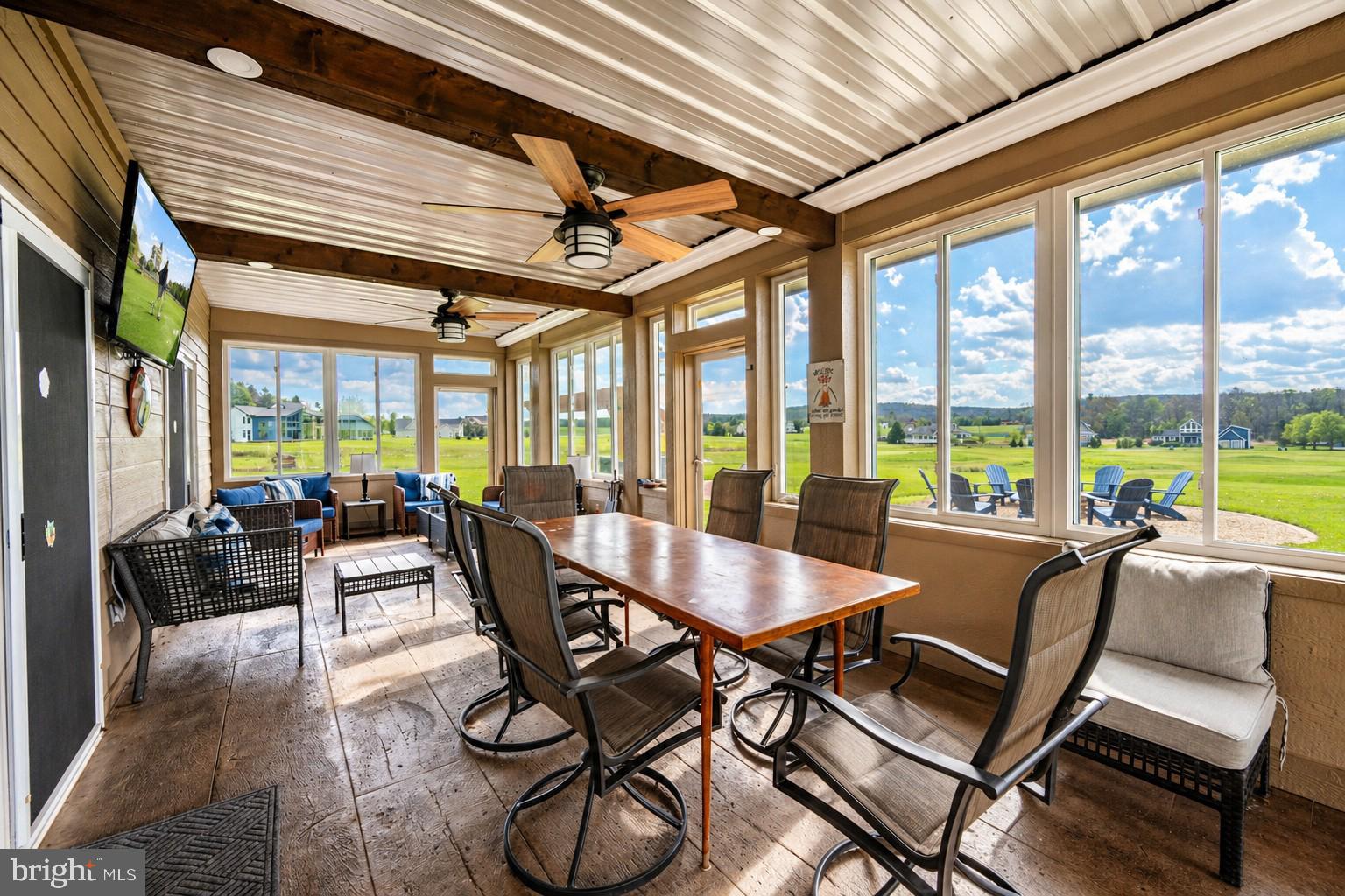 WATERFRONT GREENS - Residential