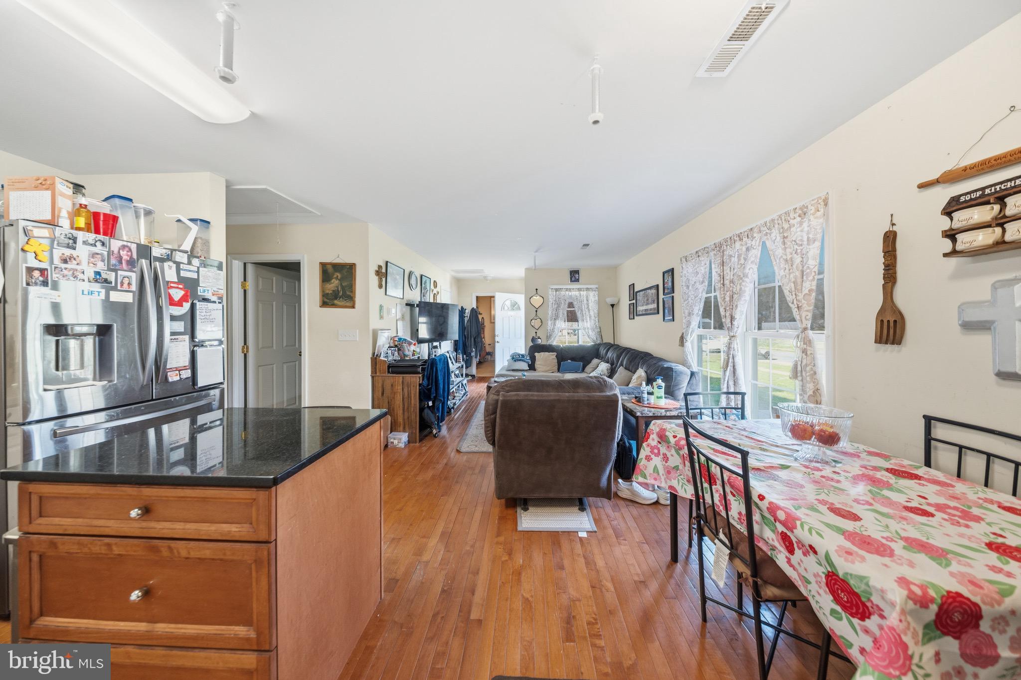 EAST NEW MARKET - Residential