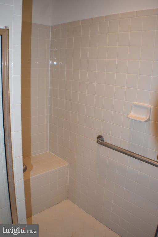 CENTRAL PARKE COLONIAL CHARLES - Residential