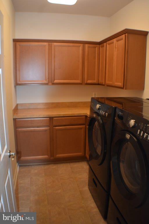 CENTRAL PARKE COLONIAL CHARLES - Residential