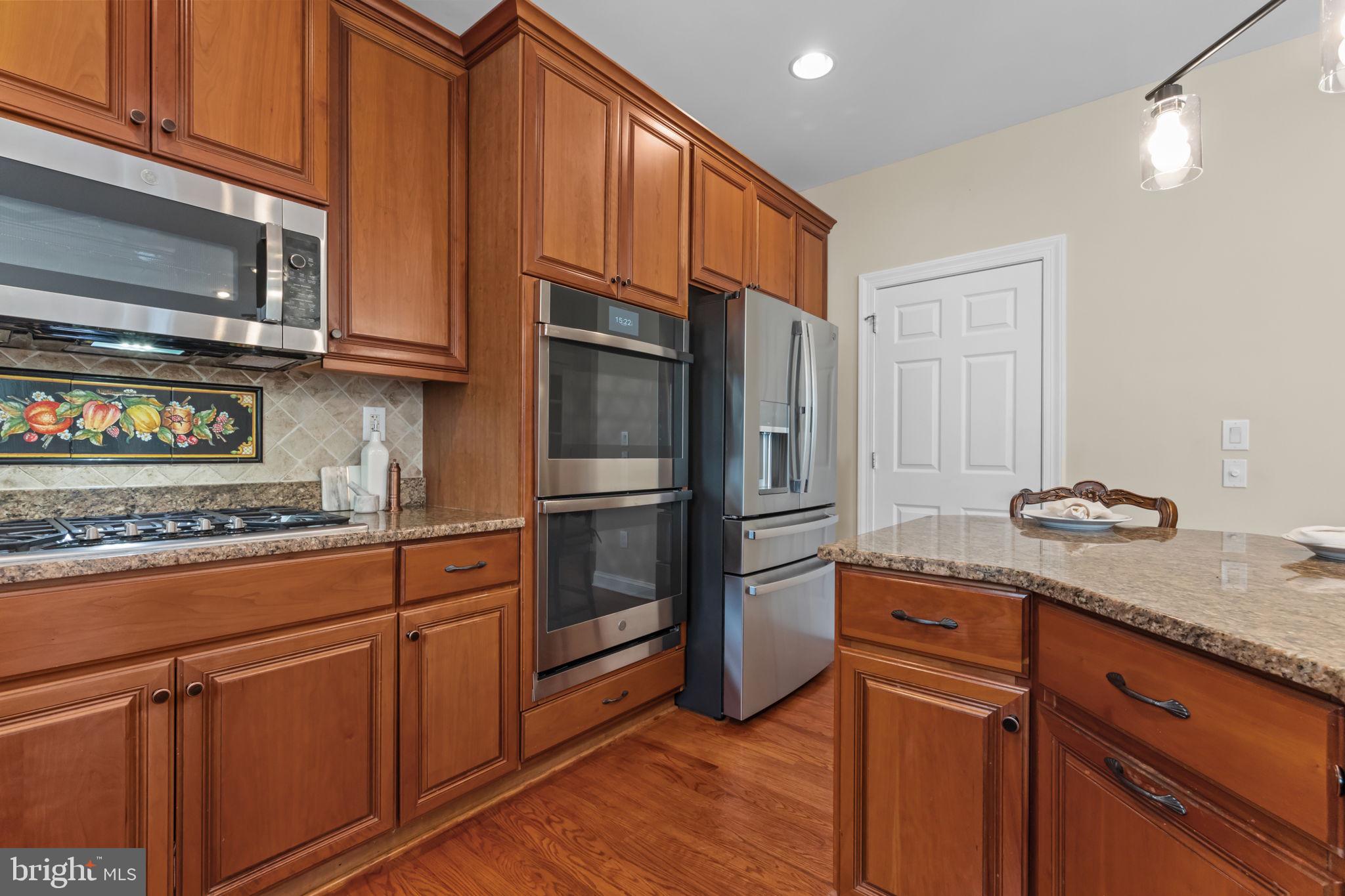 PROSPECT MANOR - Residential