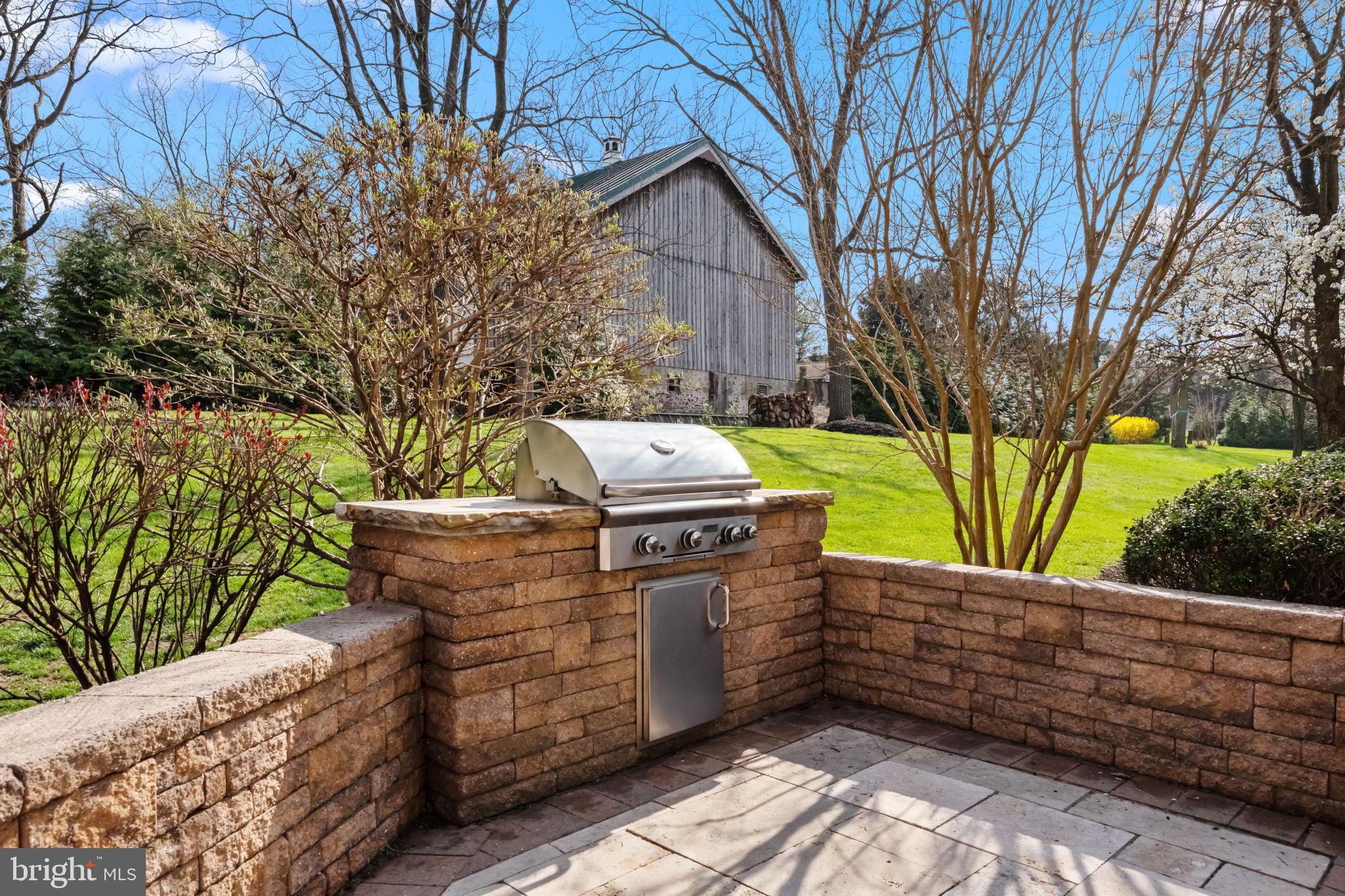 PROSPECT MANOR - Residential