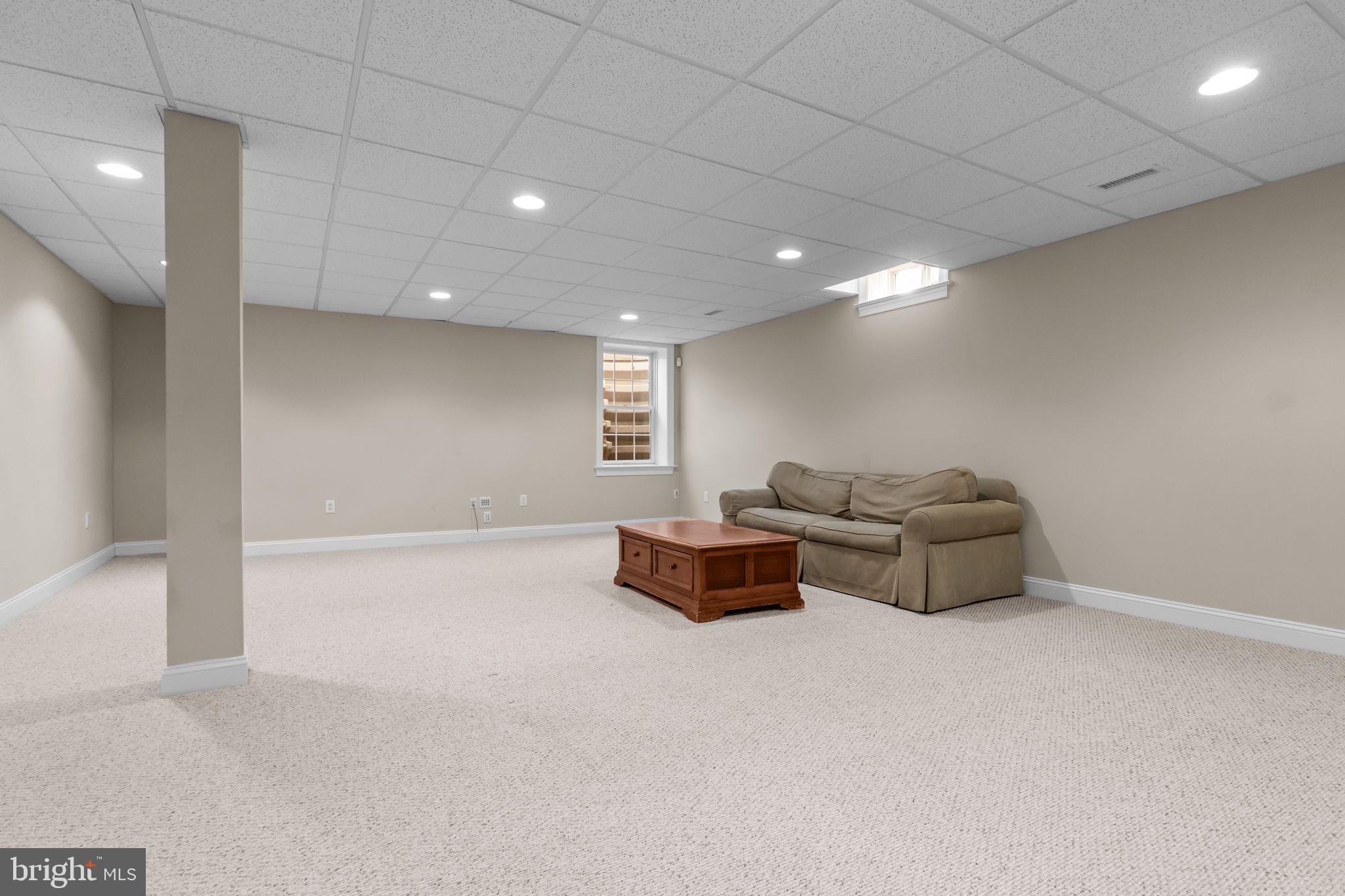 PROSPECT MANOR - Residential