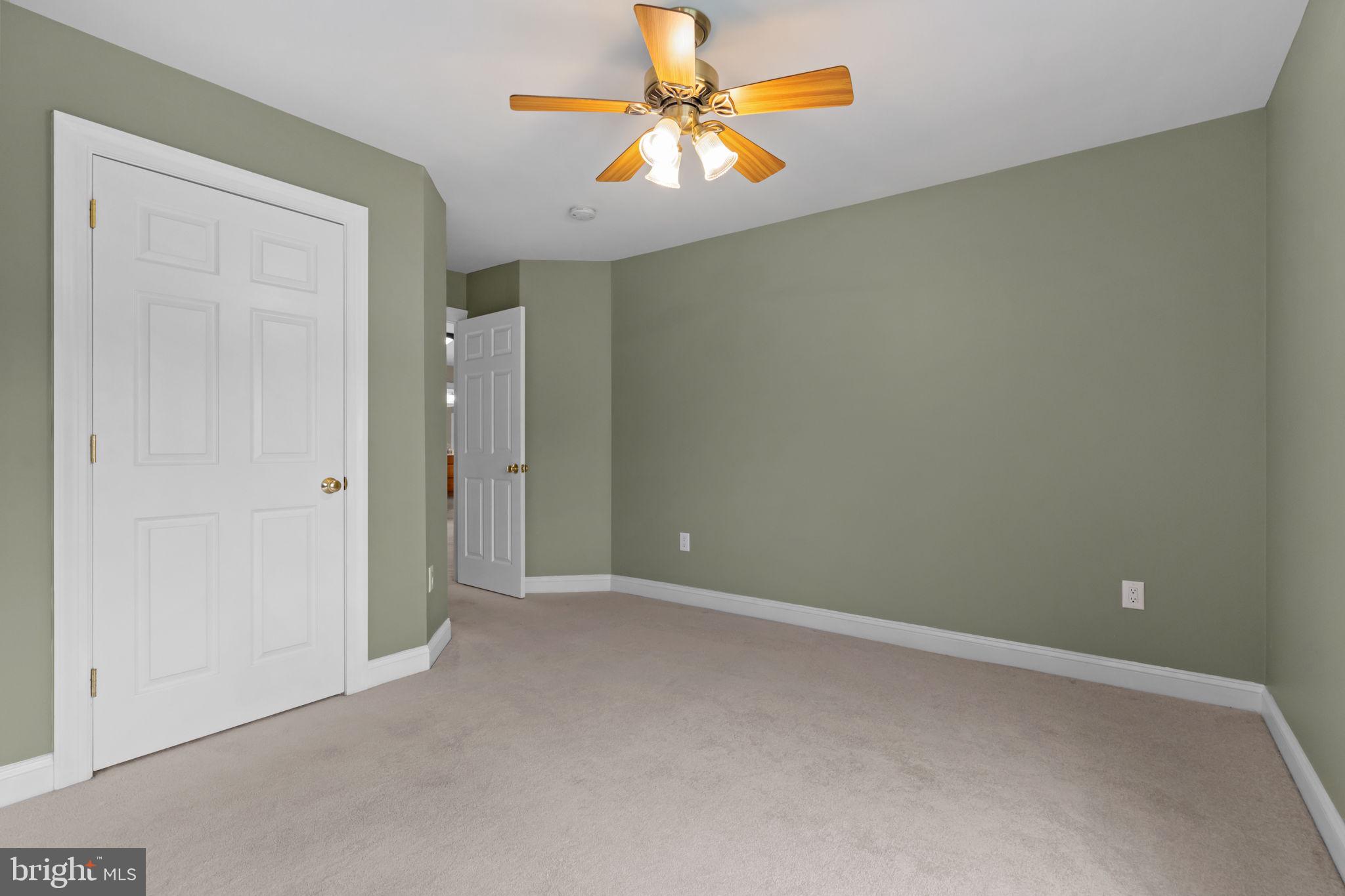 PROSPECT MANOR - Residential