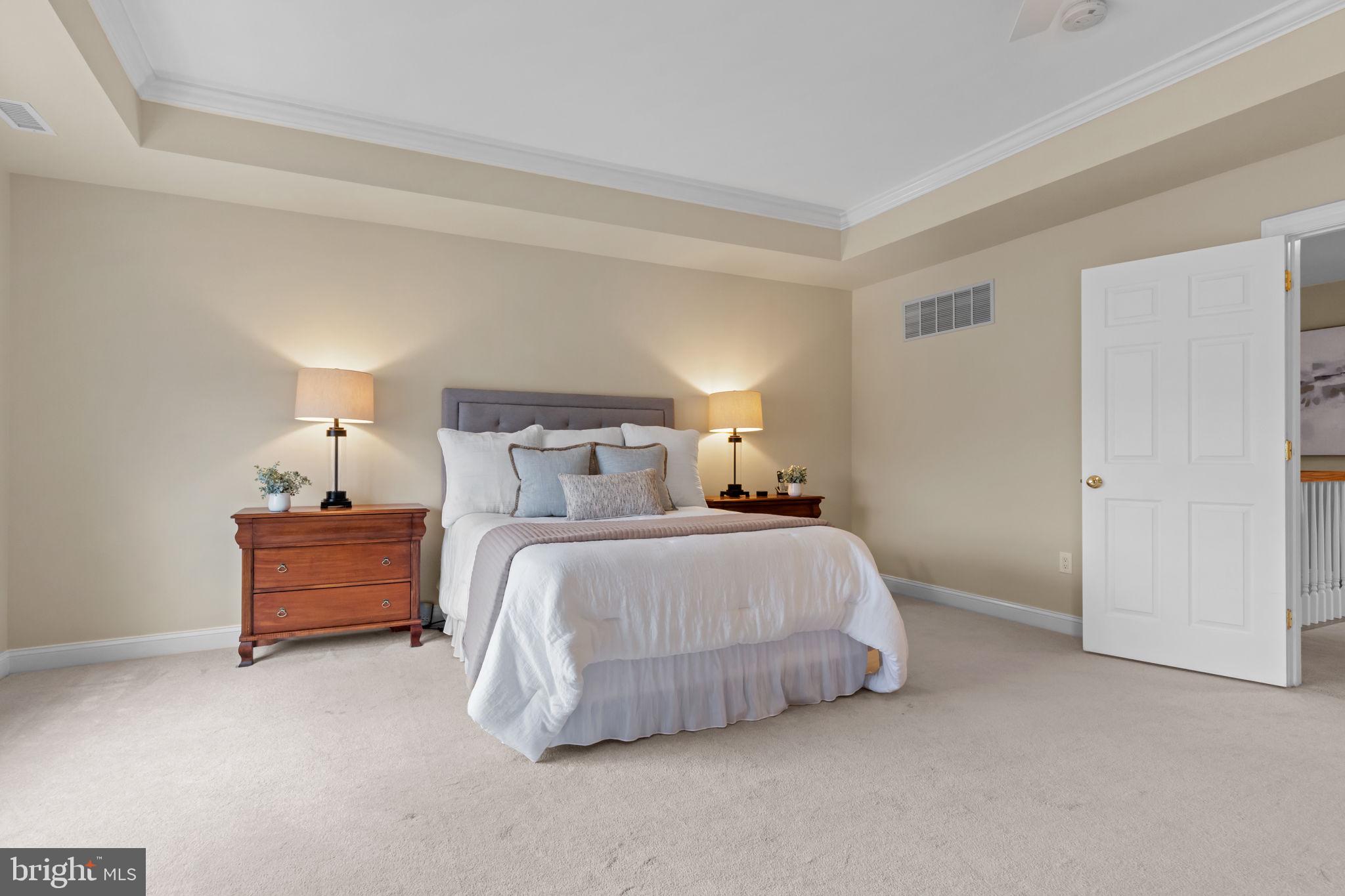 PROSPECT MANOR - Residential