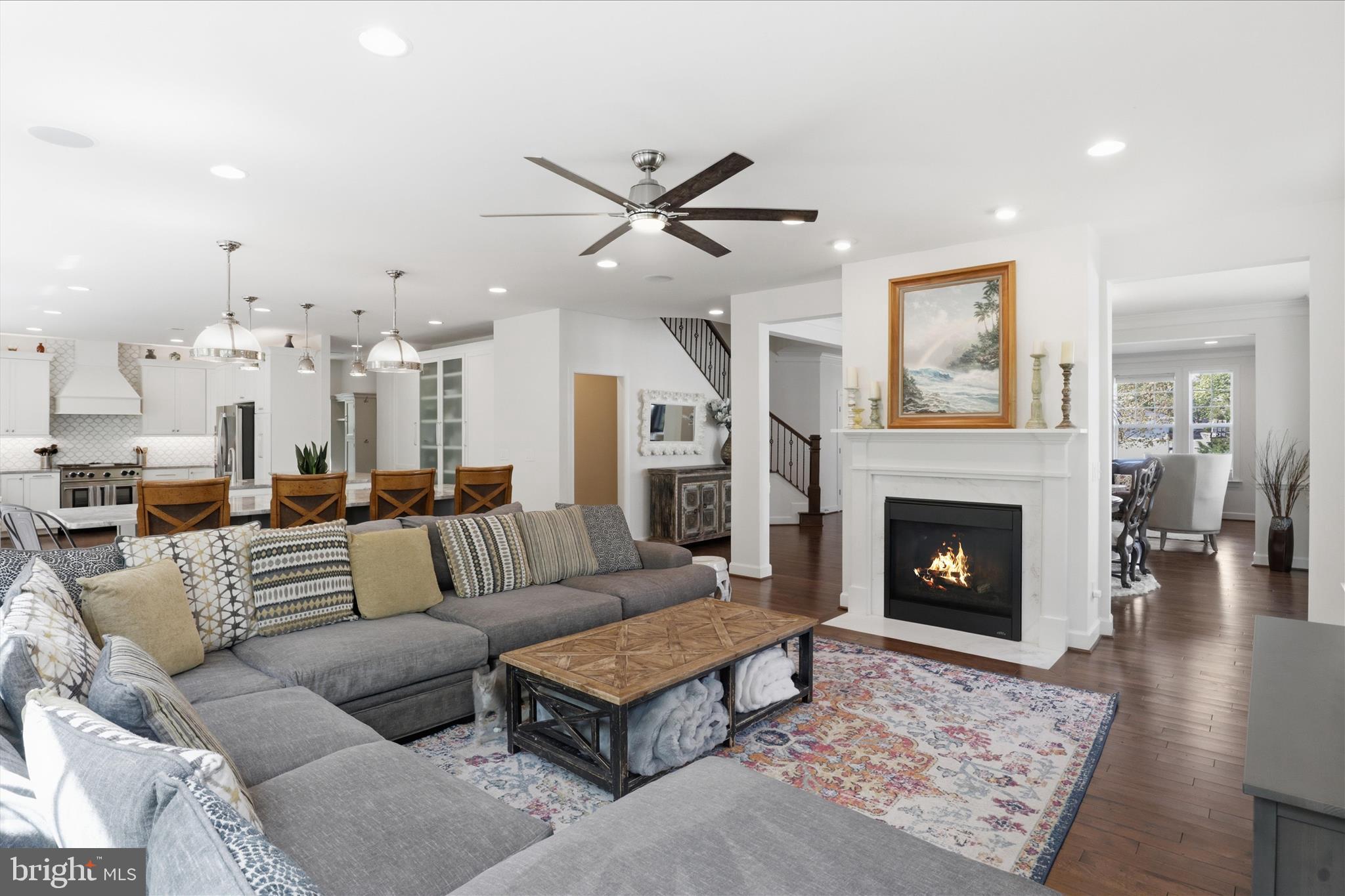 CORBETT MANOR - Residential