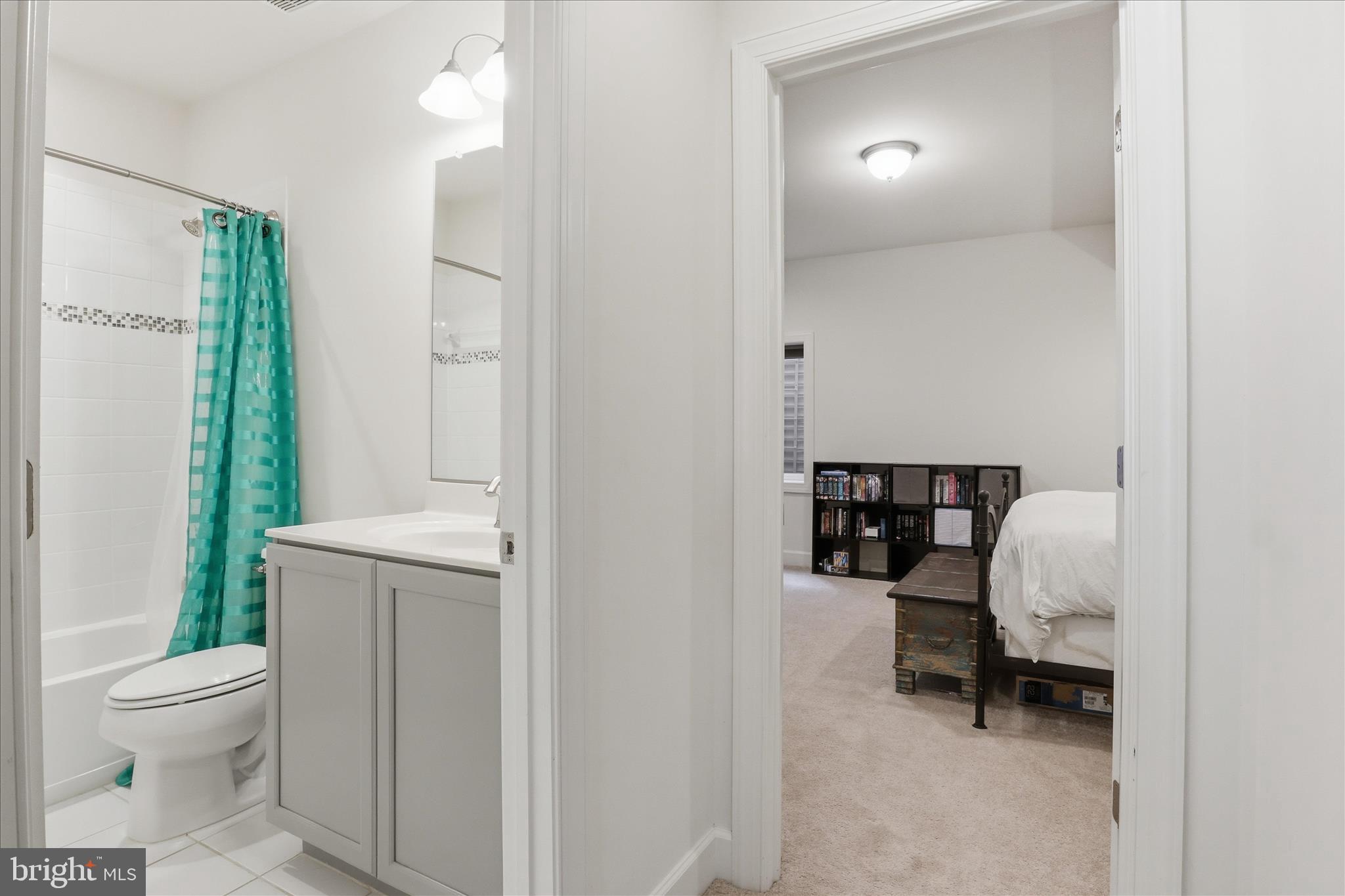 CORBETT MANOR - Residential