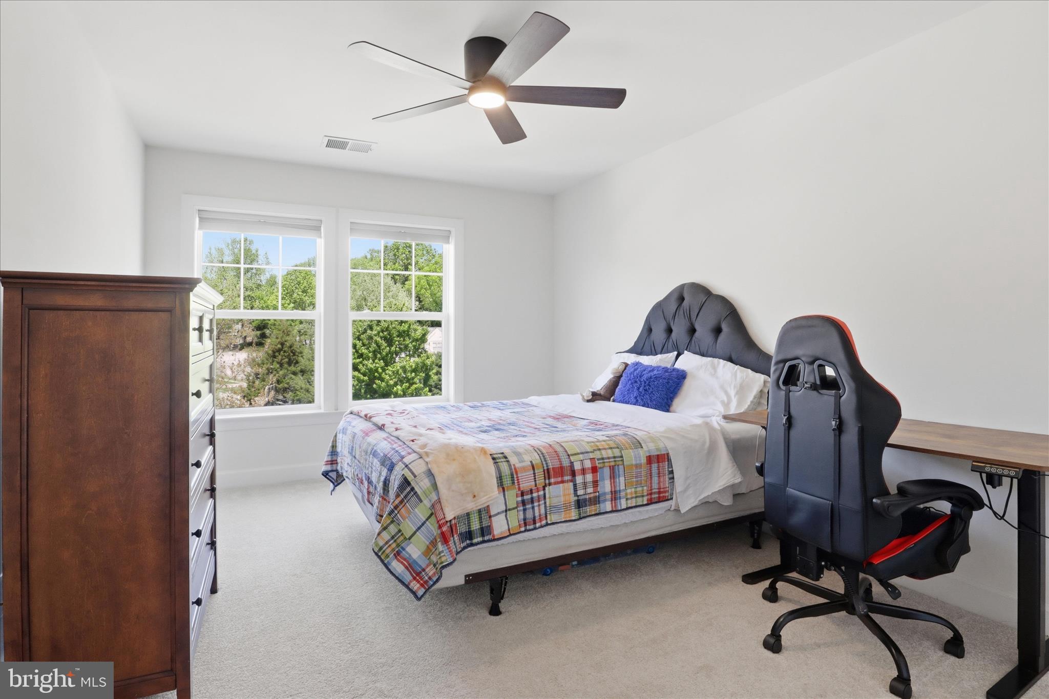 CORBETT MANOR - Residential