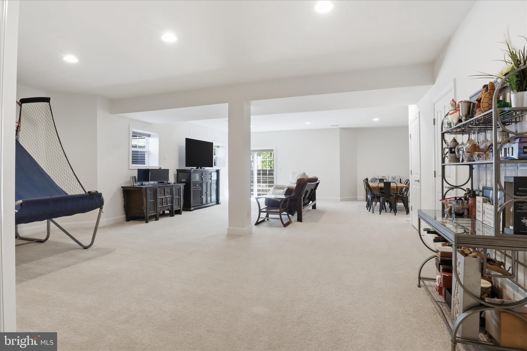 CORBETT MANOR - Residential