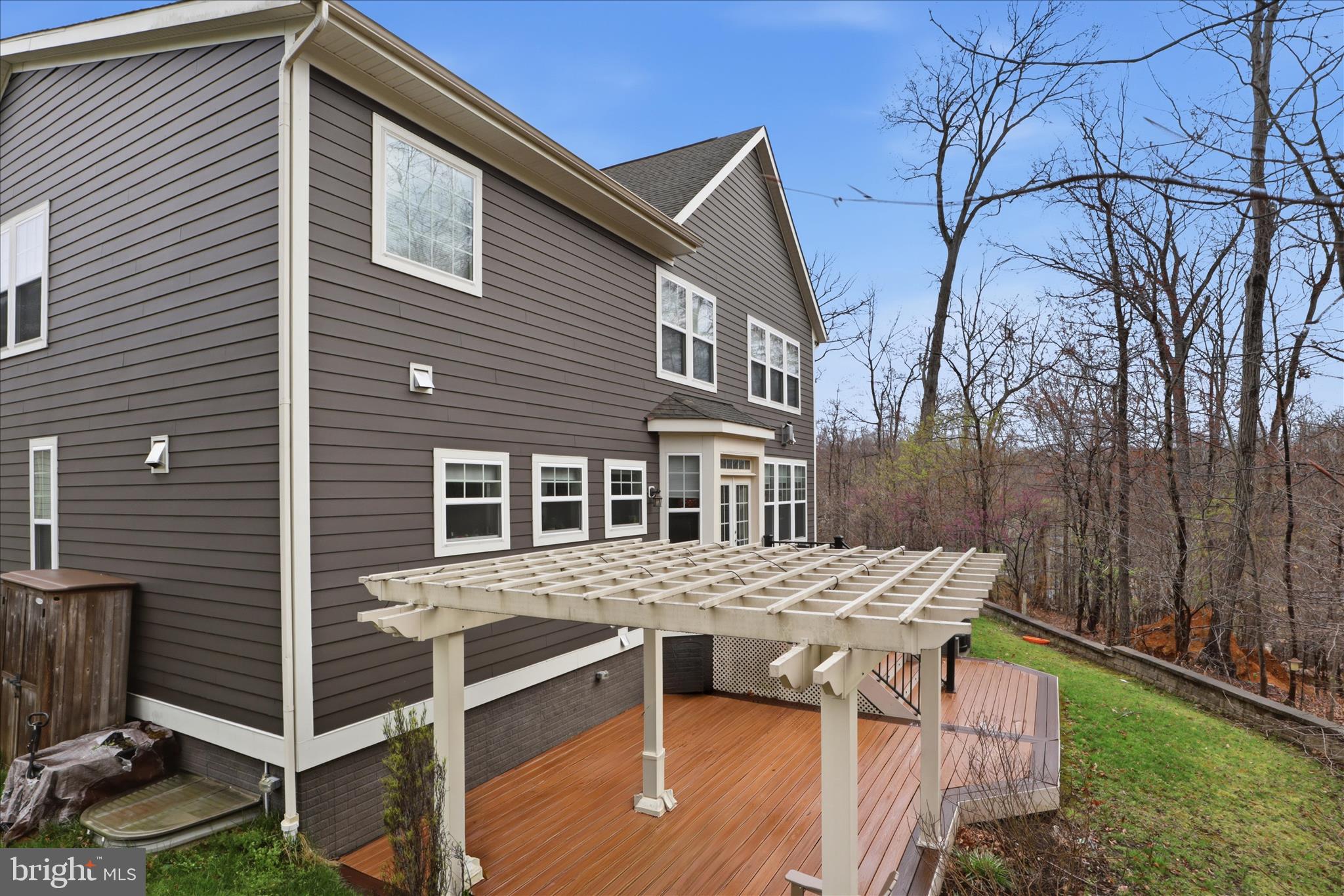 8383 EDWARD CARR COURT