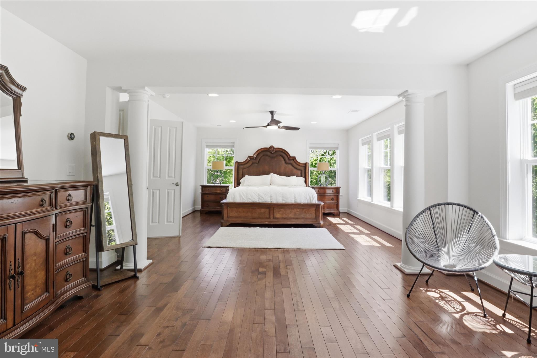 CORBETT MANOR - Residential