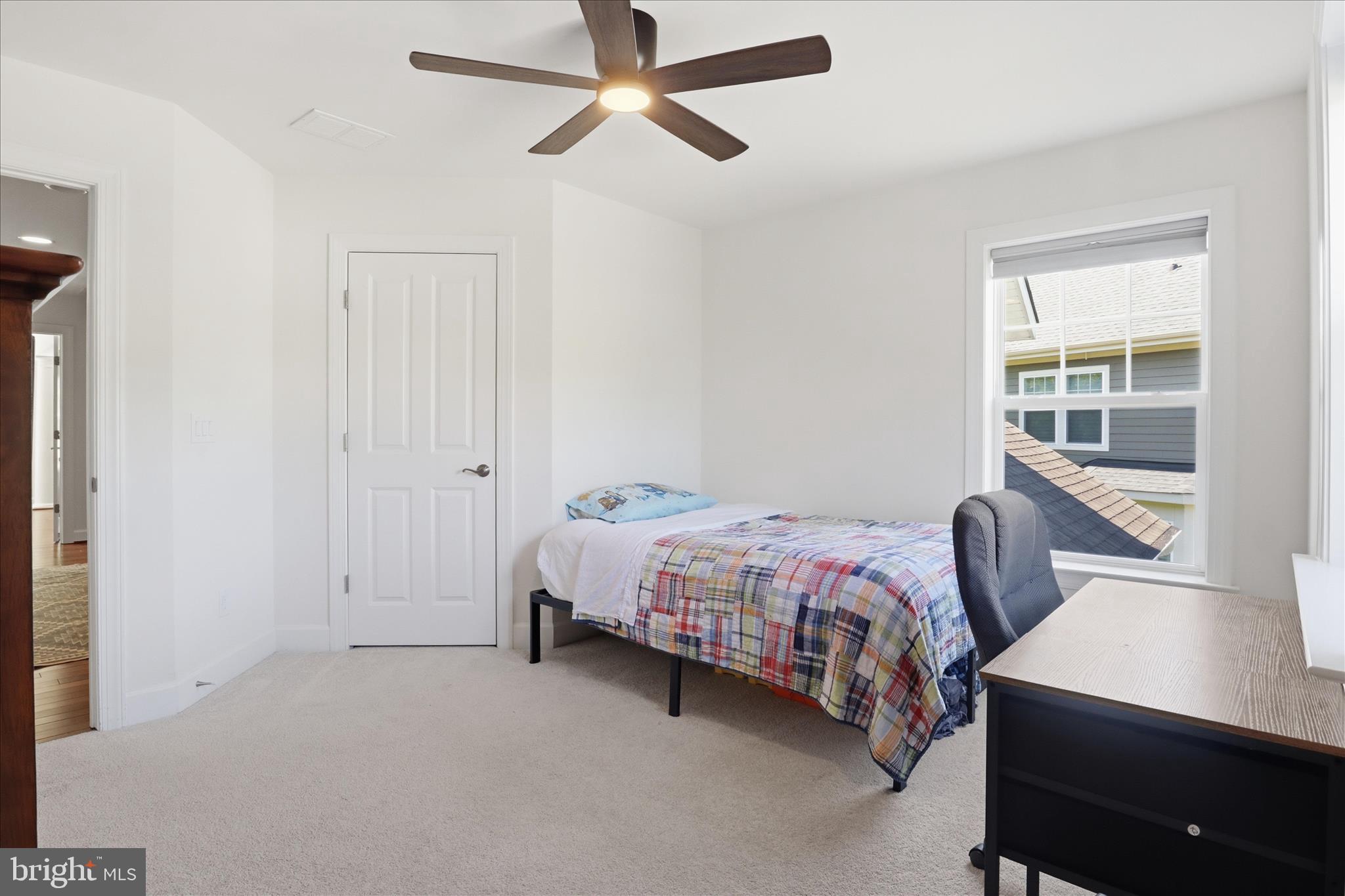 CORBETT MANOR - Residential