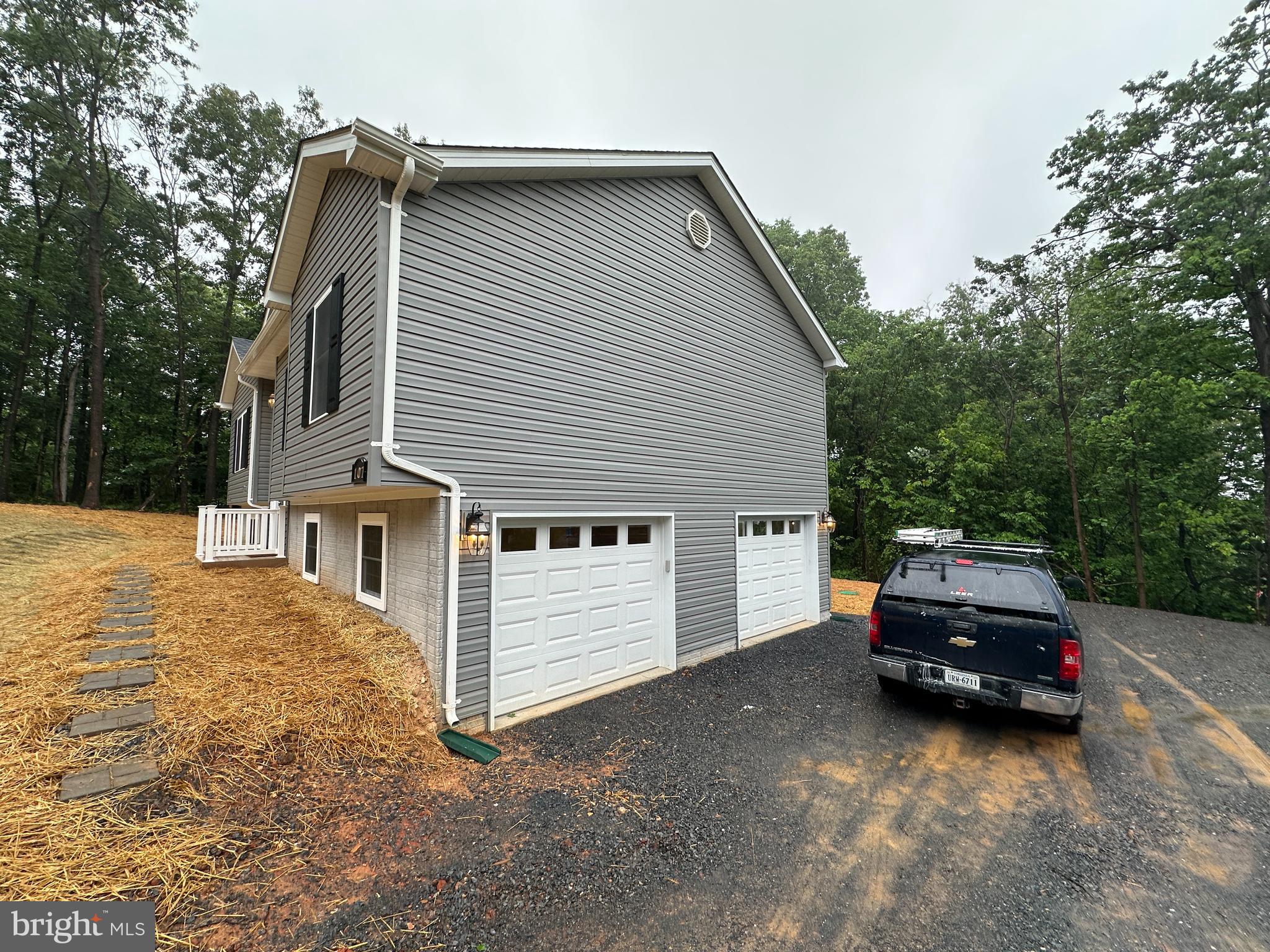107 PINTO TRAIL