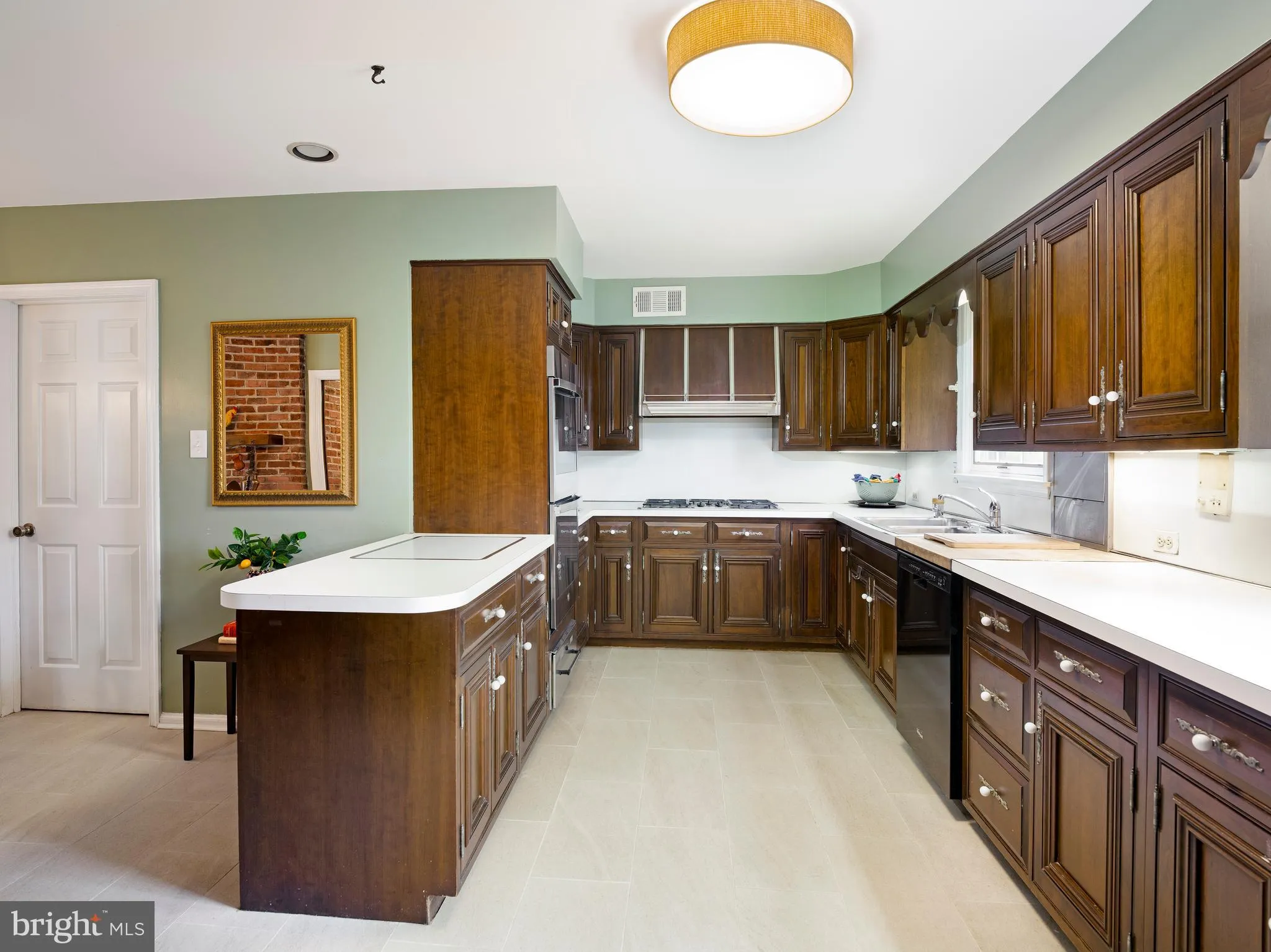 Villanova, Pennsylvania 19085, United States, 5 Bedrooms Bedrooms, ,7 BathroomsBathrooms,Residential,Active,238686