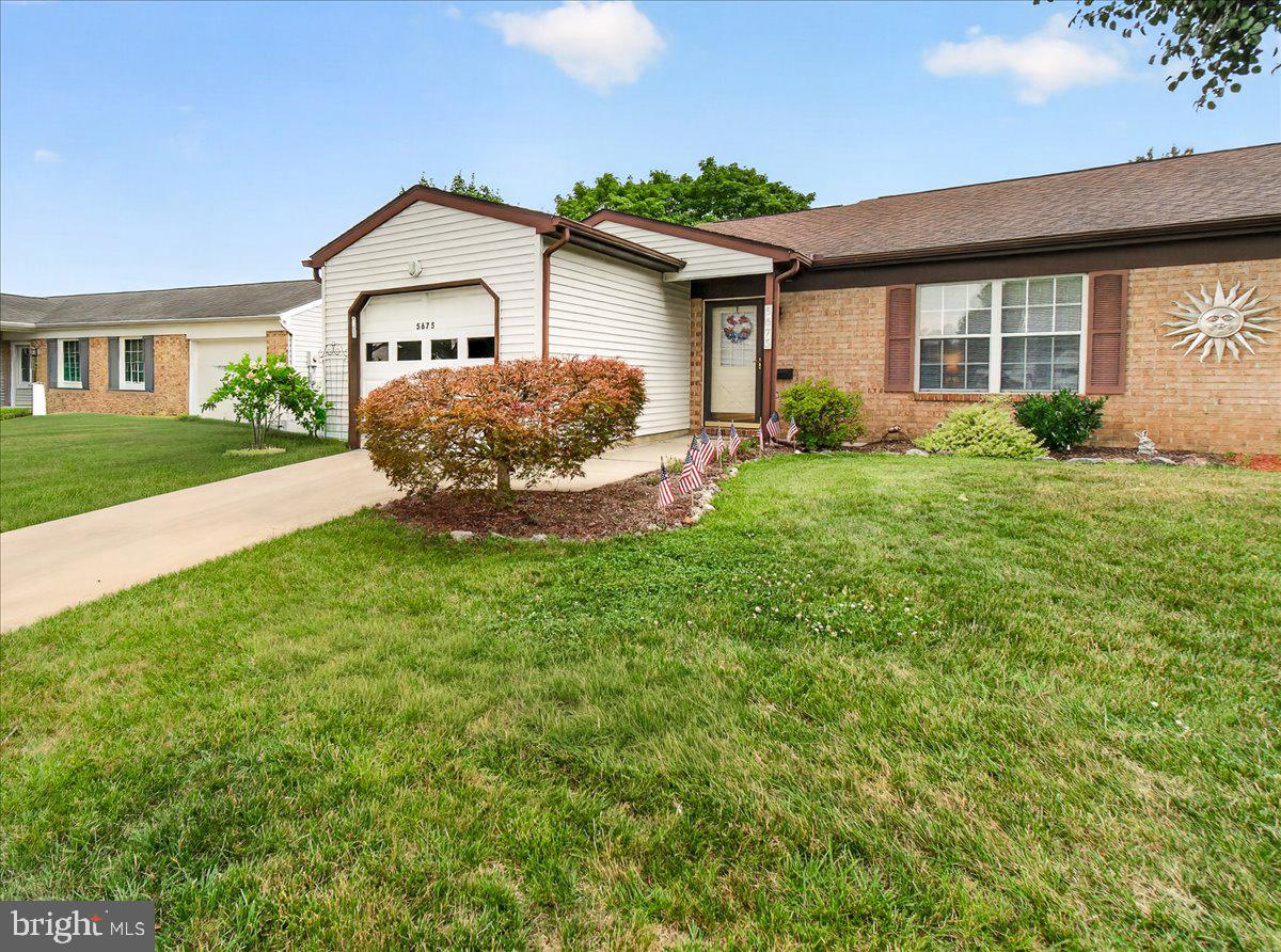 5675 BARBERRY COURT