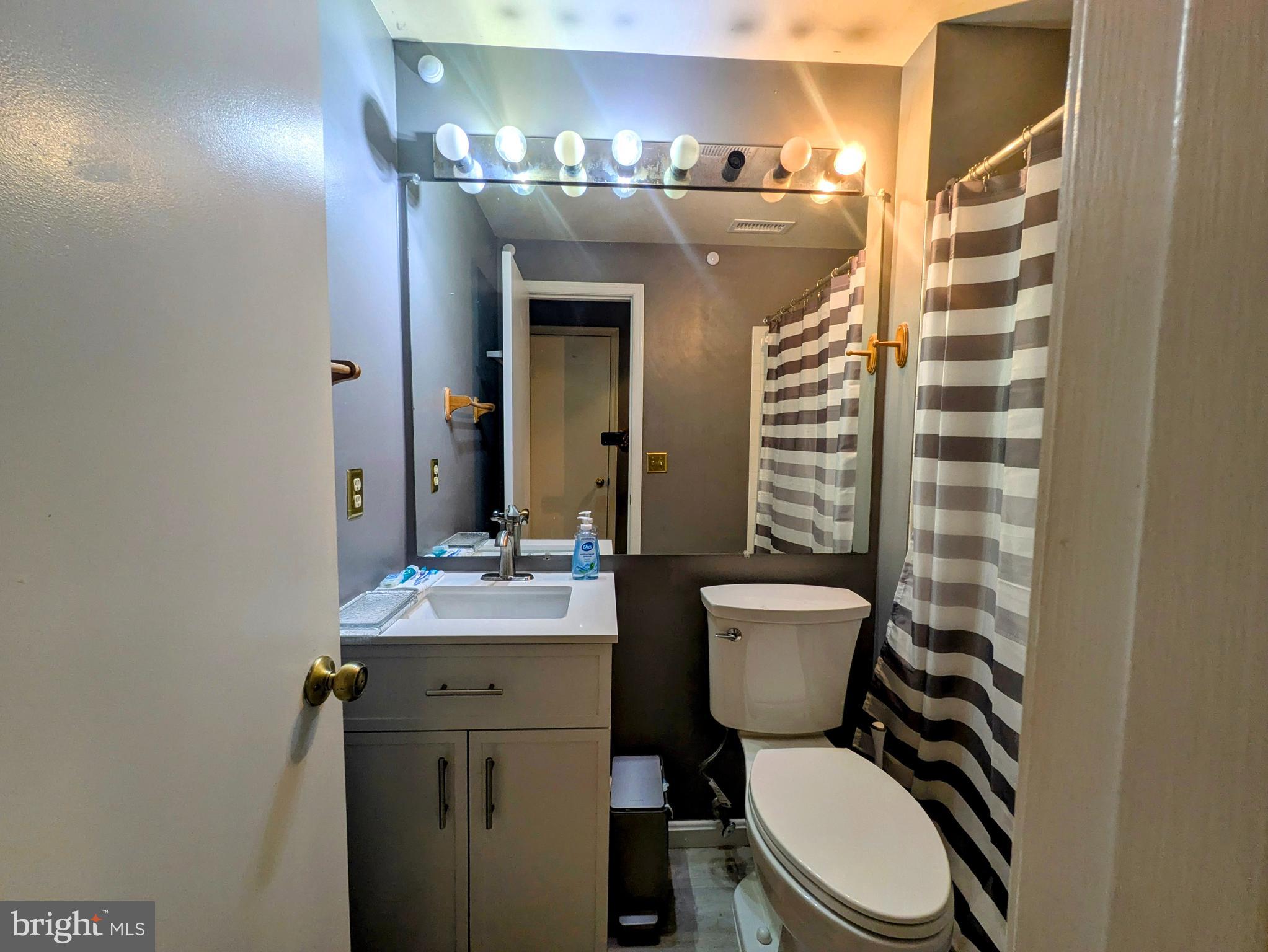 BALLANTRAYE - Residential Lease