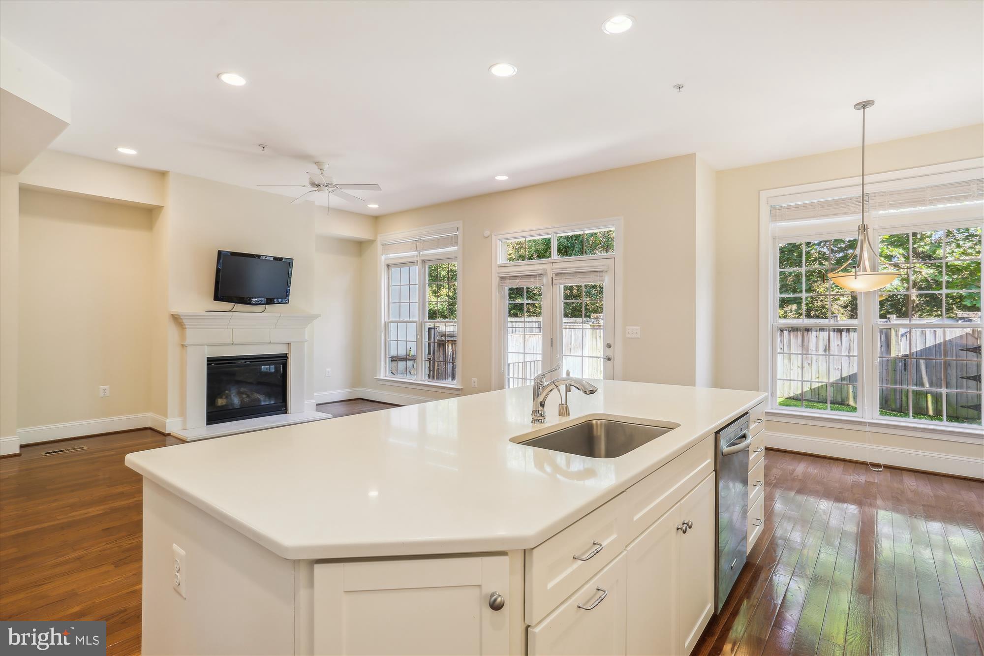 RIVER QUARRY - Residential