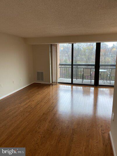 RENAISSANCE - Residential