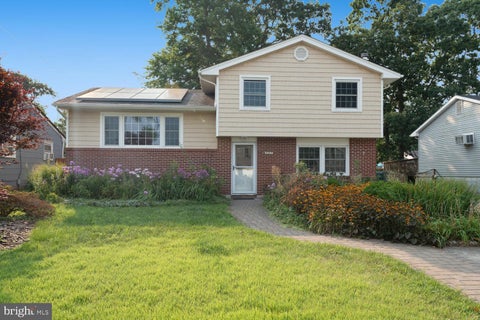 Homes For Sale - 327 Twin Lakes Boulevard<br/> Ocean County, LITTLE EGG HARBOR TWP, NJ 08087