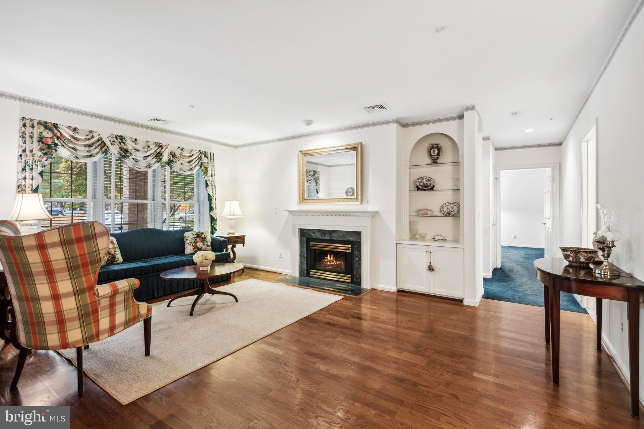 BELMONT FOREST - Residential