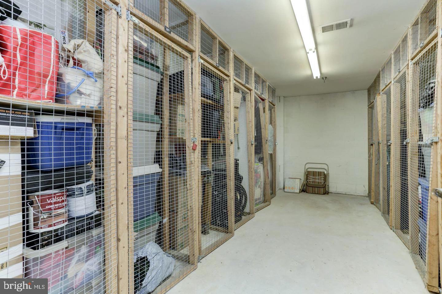 BELMONT FOREST - Residential