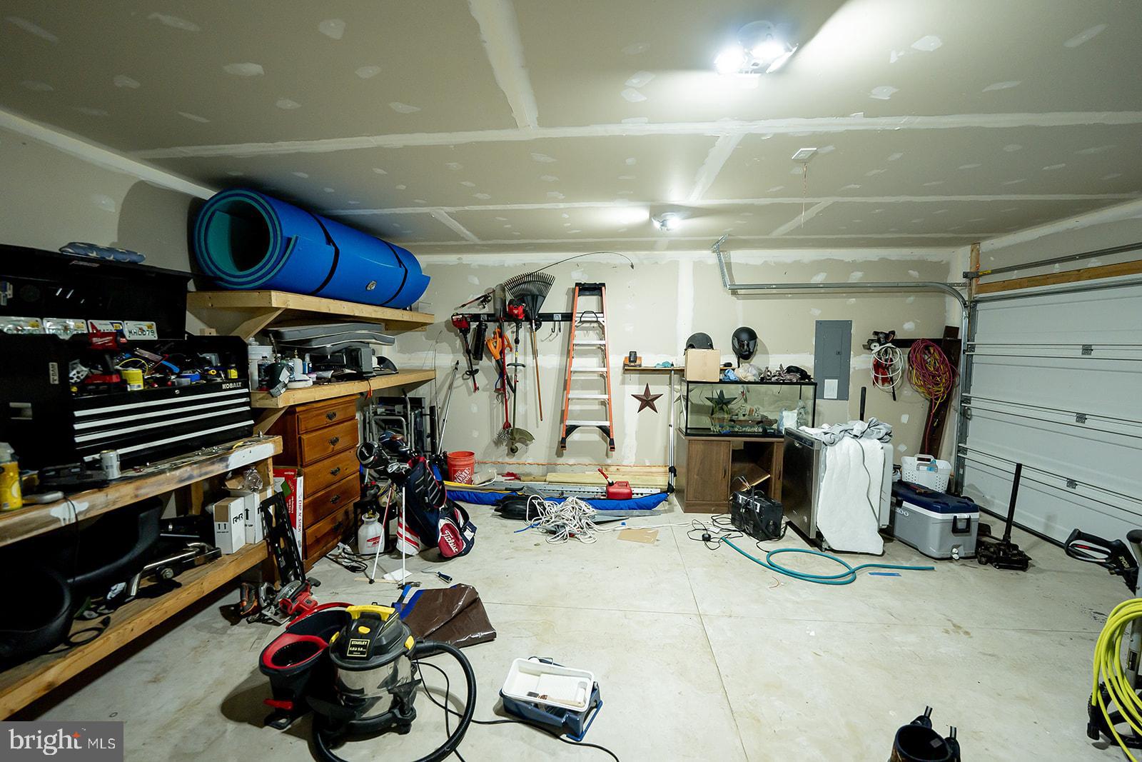 SOMERSET LANDING - Residential