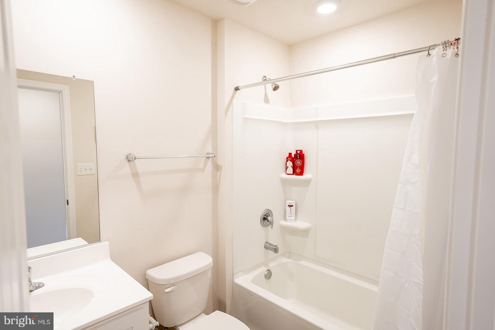 SOMERSET LANDING - Residential