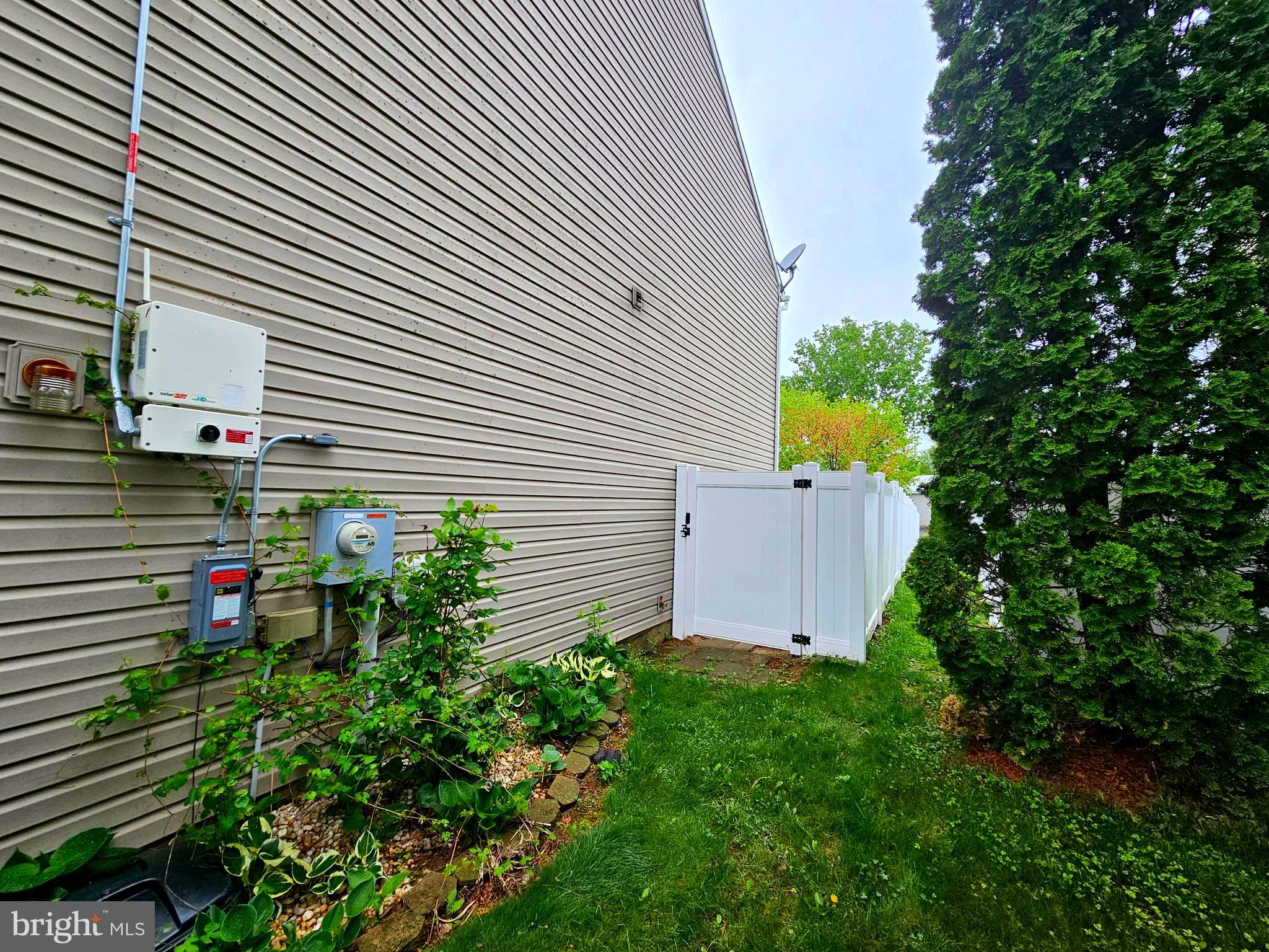 183 TWIN CREEKS DRIVE