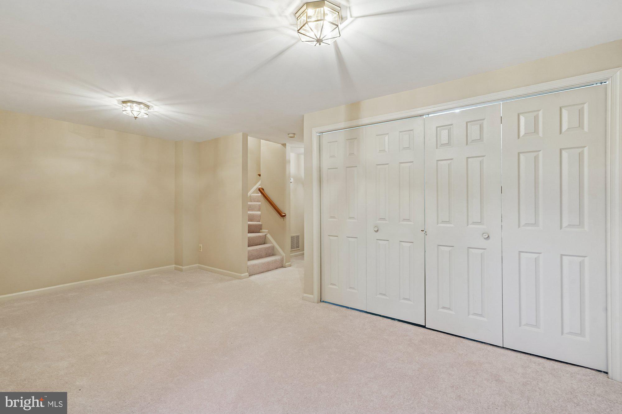 DOMINION STATION - Residential Lease