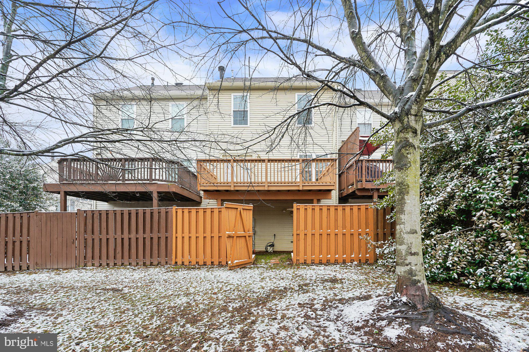 DOMINION STATION - Residential Lease