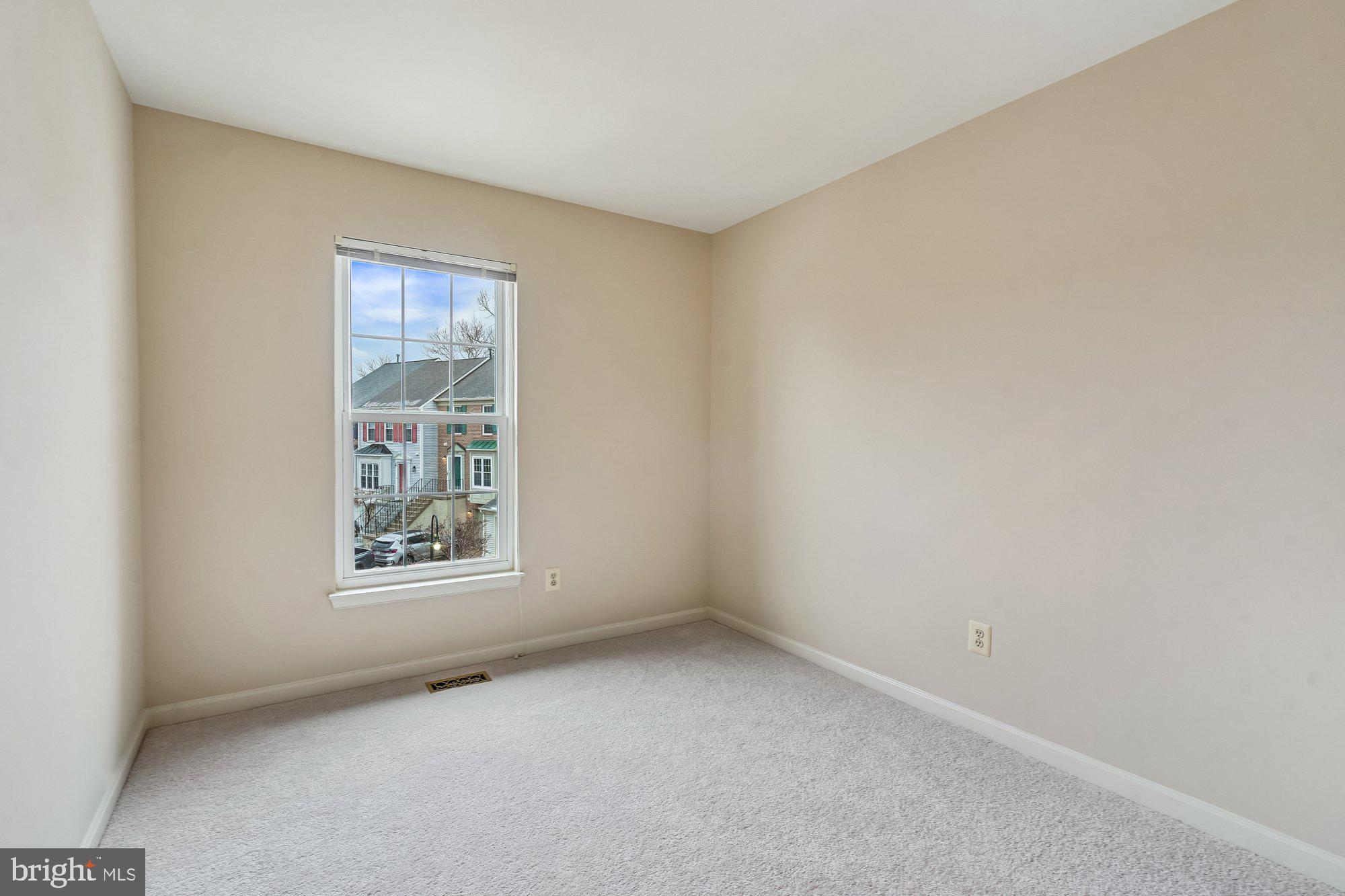 DOMINION STATION - Residential Lease