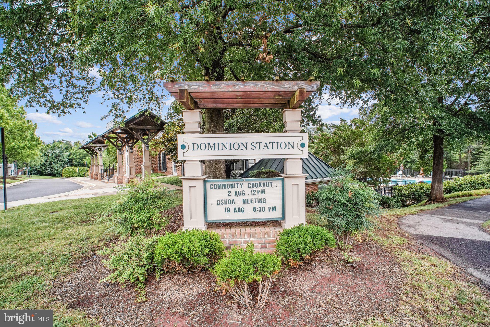 DOMINION STATION - Residential Lease