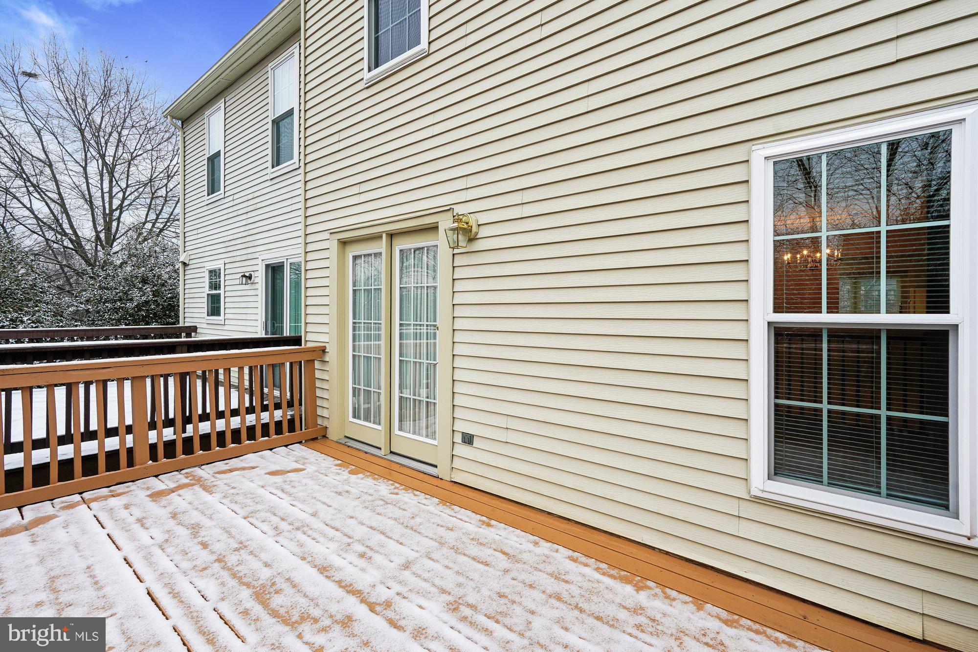 DOMINION STATION - Residential Lease