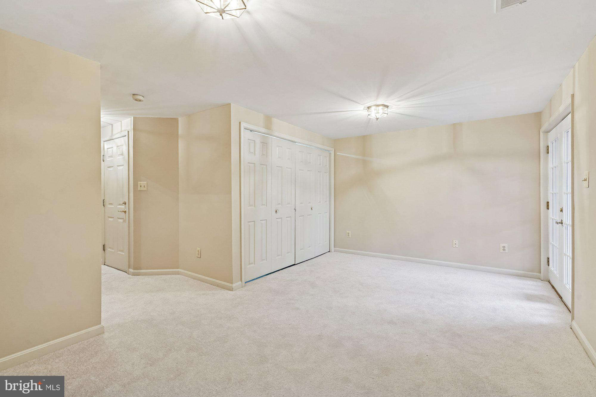 DOMINION STATION - Residential Lease