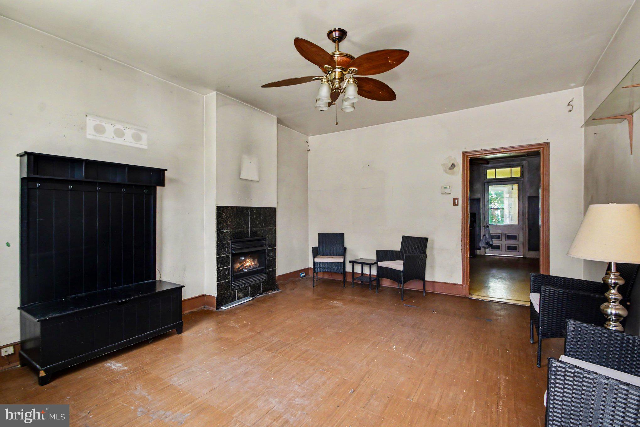 239 HALL STREET