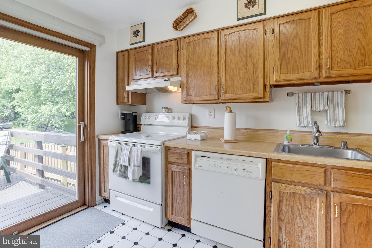 OAKHURST - Residential