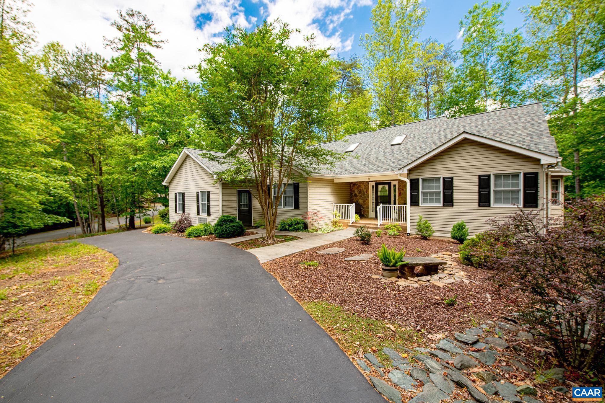 61 WILDWOOD DR