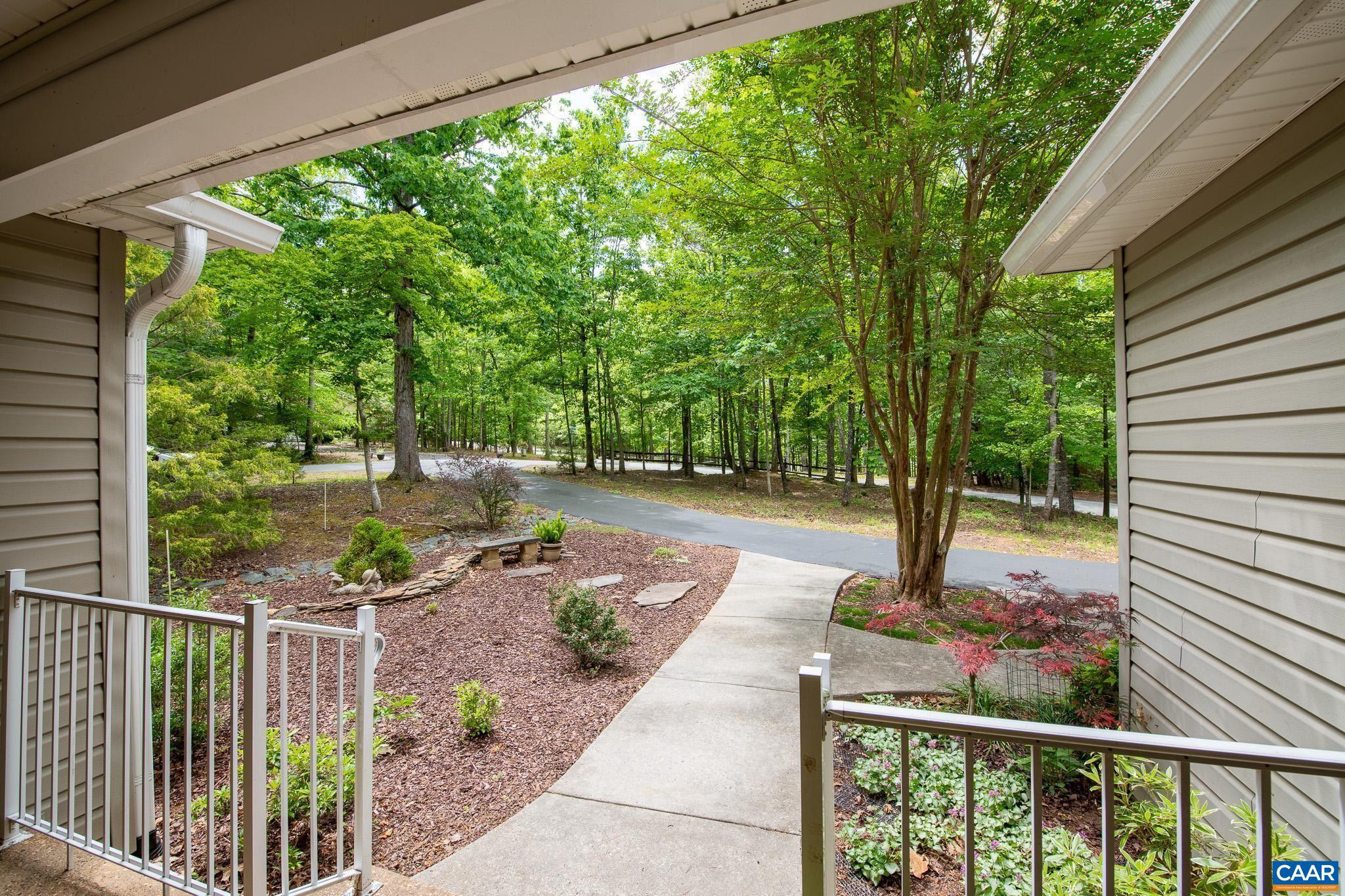 61 WILDWOOD DR