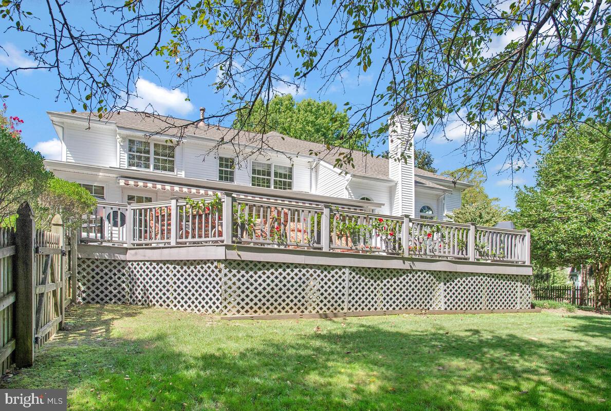 SOUTH RIVER COLONY - Residential