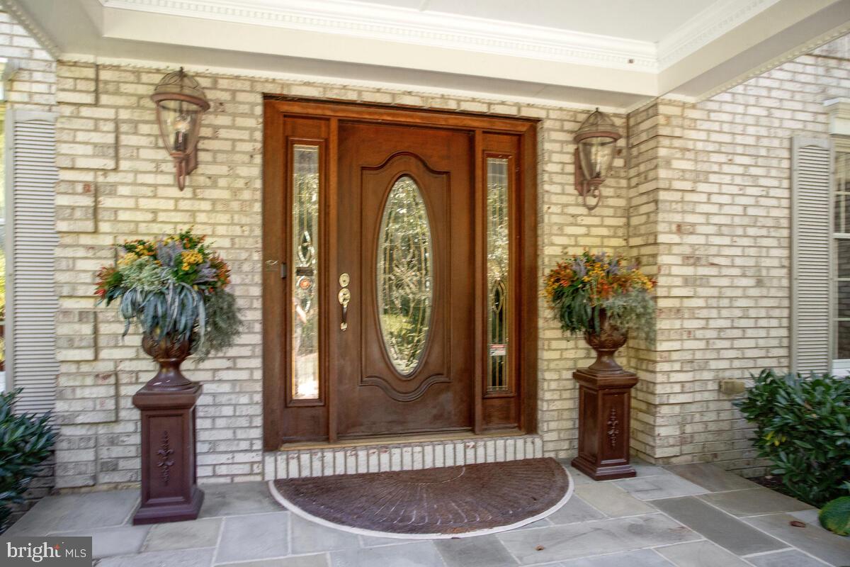 SOUTH RIVER COLONY - Residential