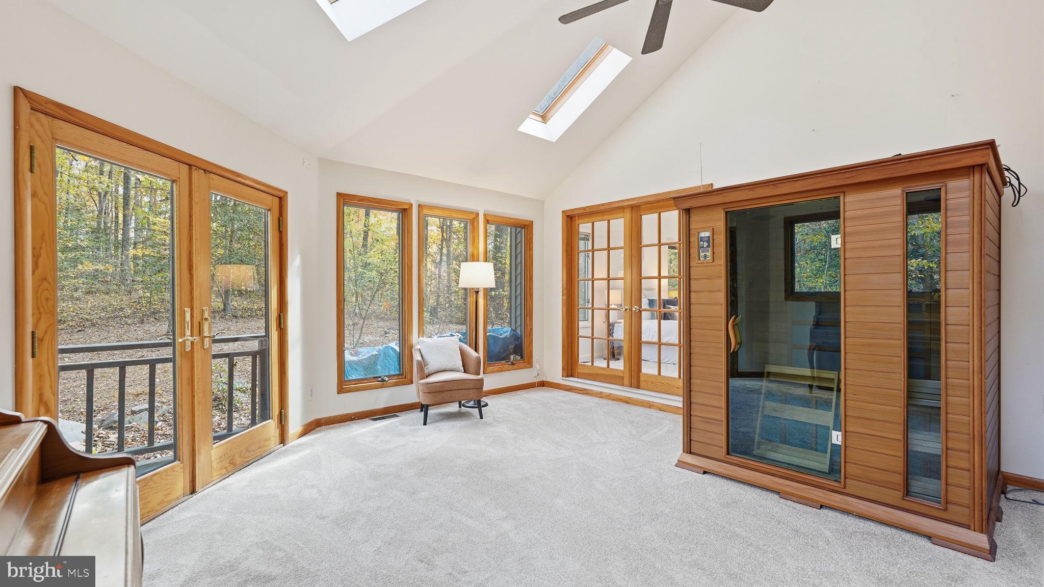 THE LAURELS - Residential