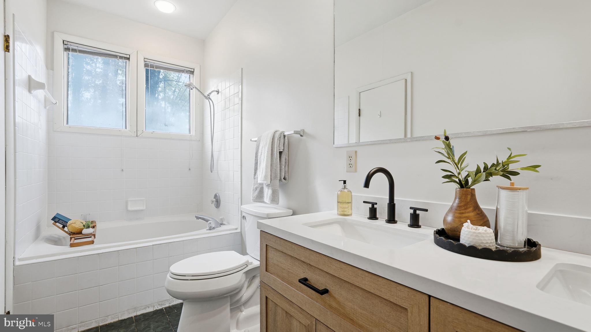 THE LAURELS - Residential