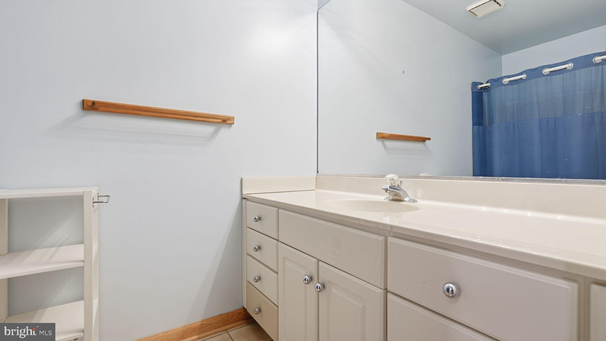 THE LAURELS - Residential