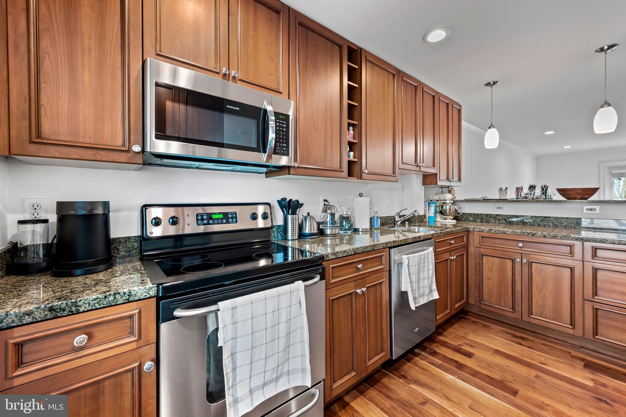 CANTON - Residential