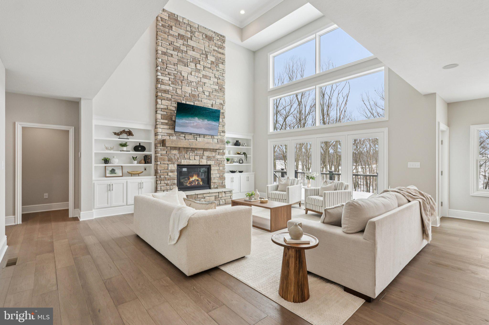 355 BRONSON CIRCLE FIP