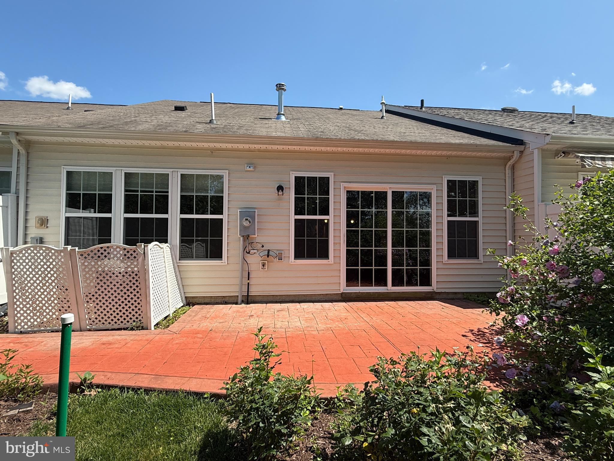 213 LONG POINT DRIVE
