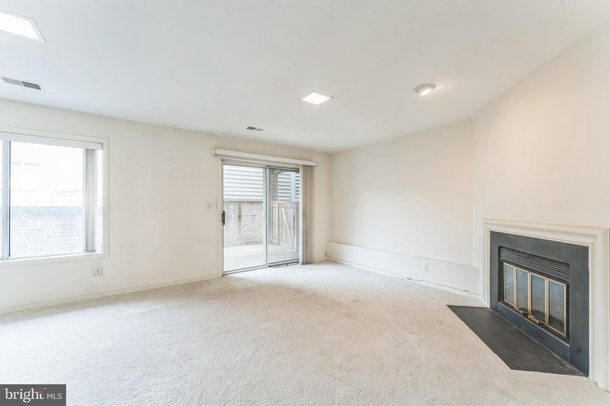 DOCKSIDE - Residential